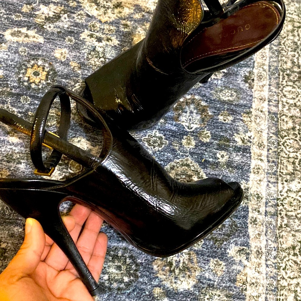 GUCCI peep toe heels